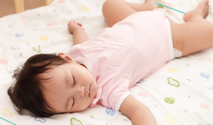 How To Sleep With A Baby In Bed
