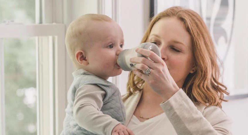 How Many Oz Of Milk Should A Newborn Drink